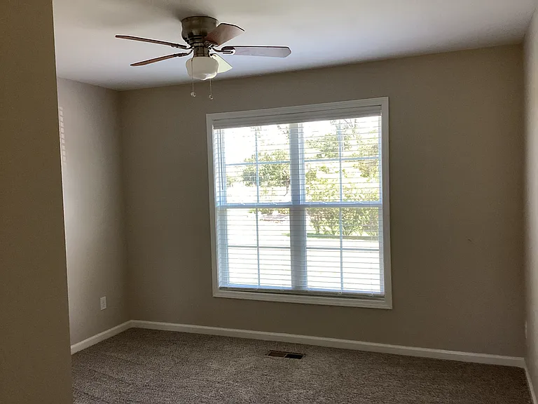 501 Vine St — Photo 10