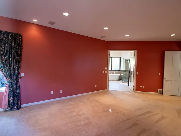 15831 SE 45th St — Photo 21