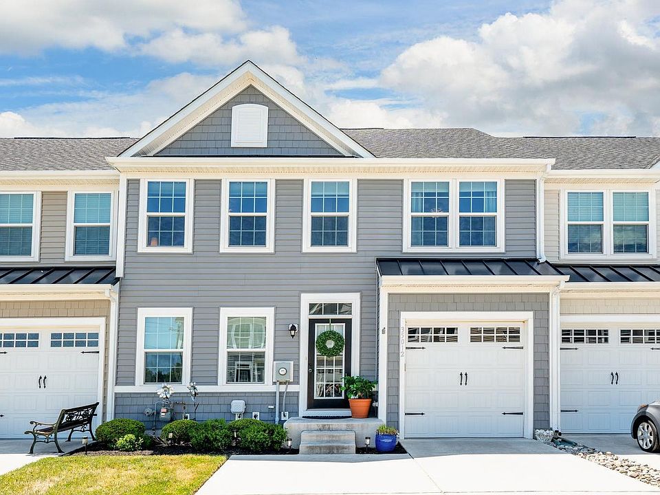 1st image of 35012 Shorebird Ln