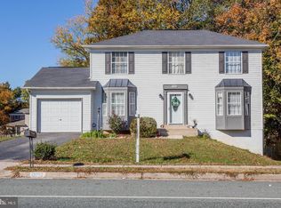 13352 Smoketown Rd, Woodbridge, VA 22192