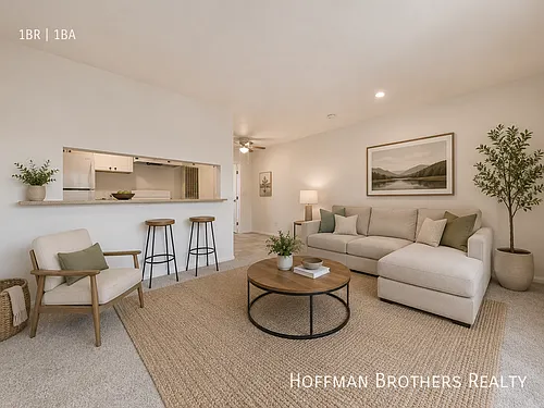 6907 Whitsett Ave #113 Photo 1