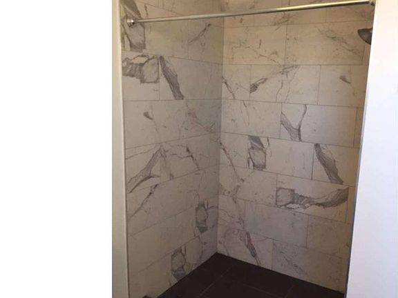 2nd image of 1700 W Girard Ave #1