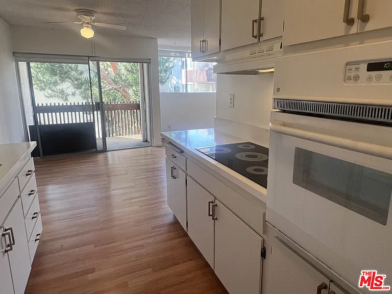 6000 Canterbury Dr #6000D212 — Photo 19