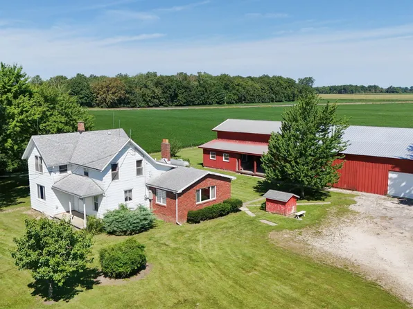 9382 Bayer Rd, Perrysburg, OH 43551
