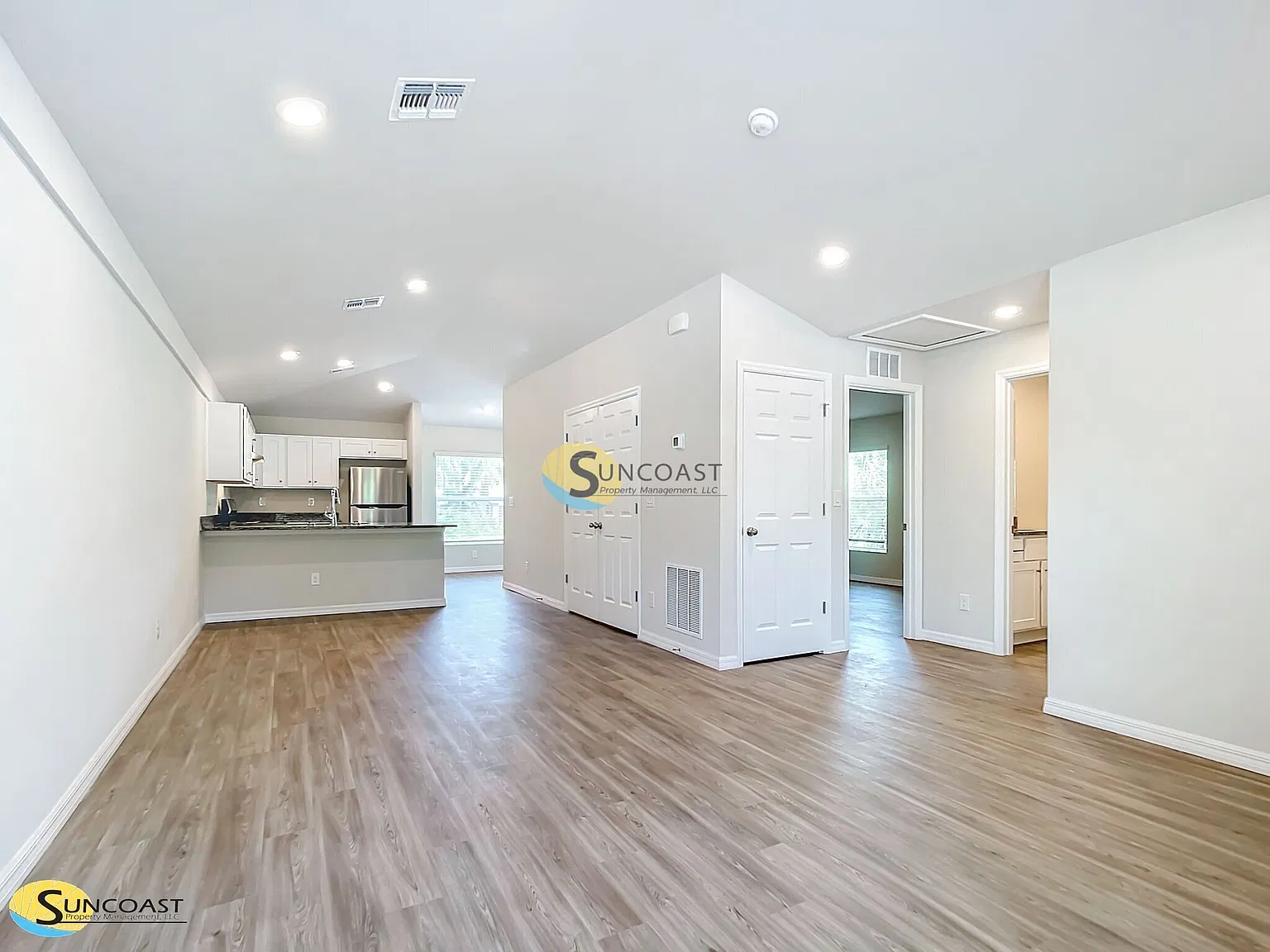 New Modern Duplex in Vibrant Port Charlotte — Photo 3