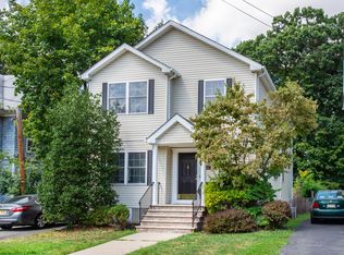 384 Park Ave #2, Rutherford, NJ 07070