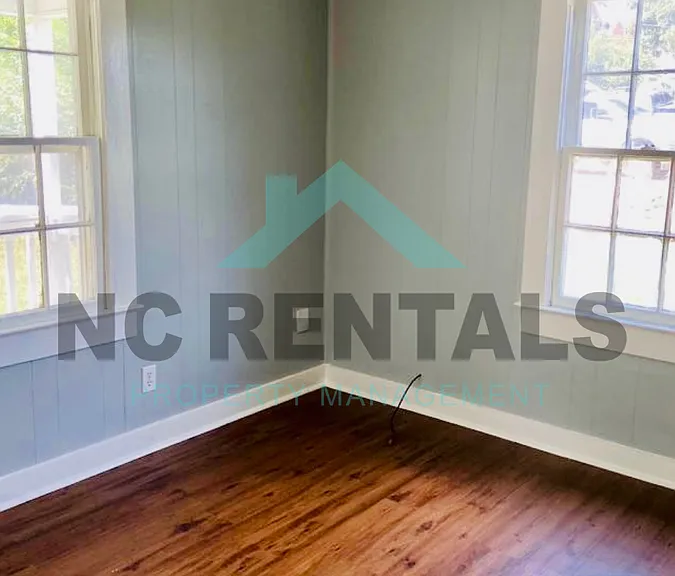1415 Underwood Ave #1 — Photo 7