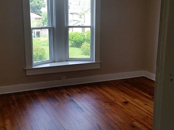 5th image of 8 Garret St