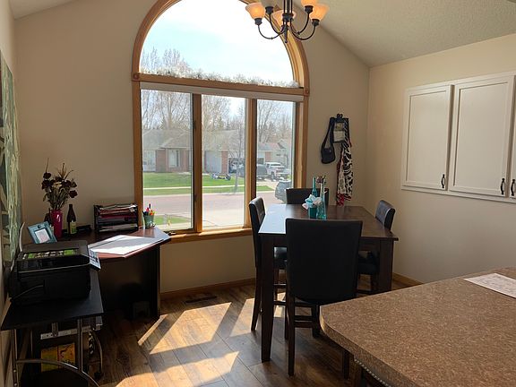 Breakfast nook looking south