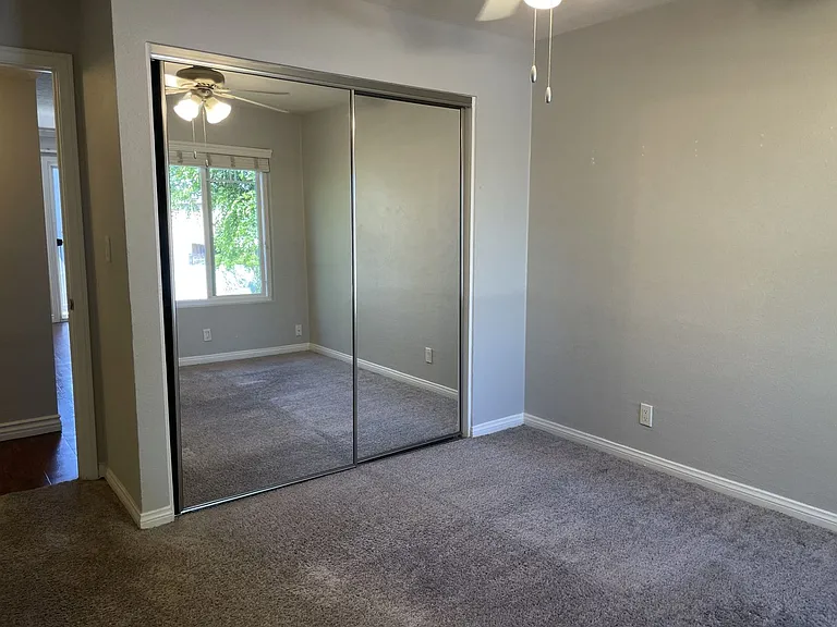 Villa Serrano Apartment Homes — Photo 53