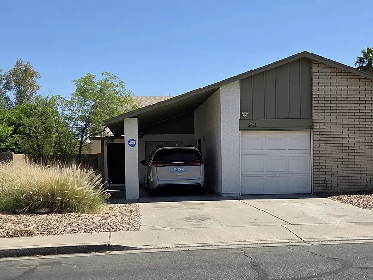 2421 W Kilarea Ave — Photo 1