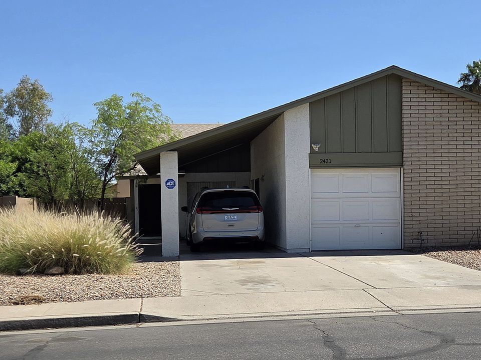 1st image of 2421 W Kilarea Ave