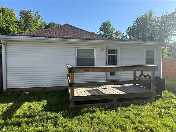 2nd image of 17633 Beach Ln