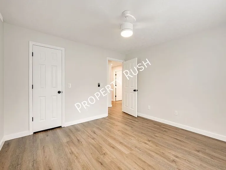 1524 Happy Valley Rd — Photo 20