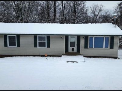 (Undisclosed Address), Clinton, PA, 15026