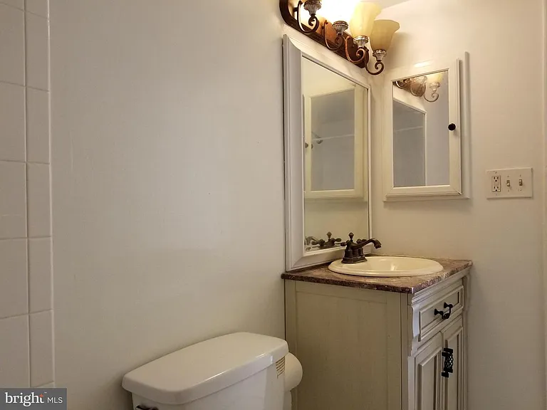 6003 Majors Ln #1 — Photo 12