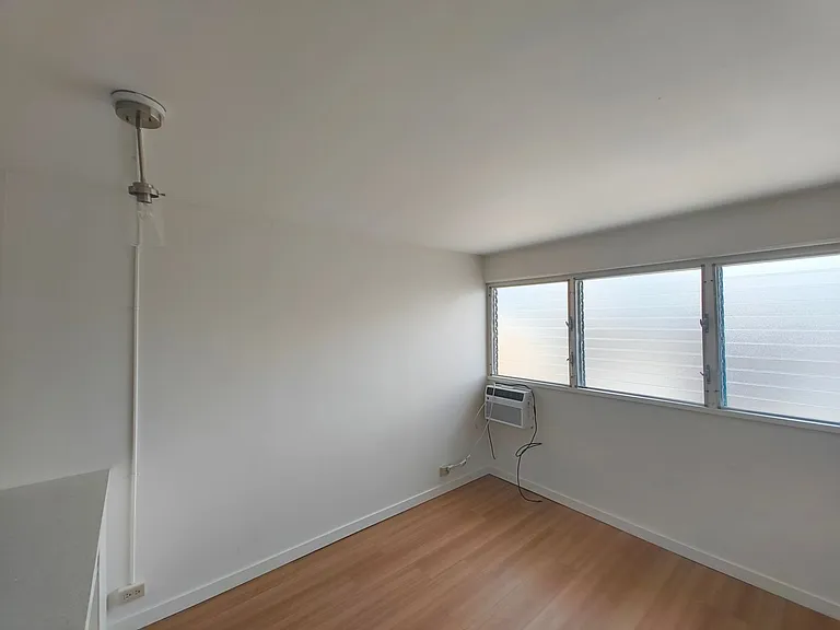 711 Kamuela Ave — Photo 3
