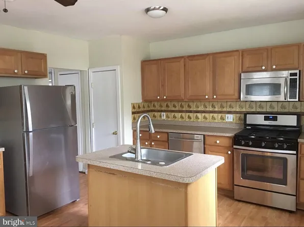 5314 Gainor Rd, Philadelphia, PA 19131