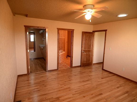 5th image of 3540 Keir Dr
