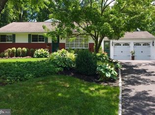 2171 Meadowview Dr, Jamison, PA 18929