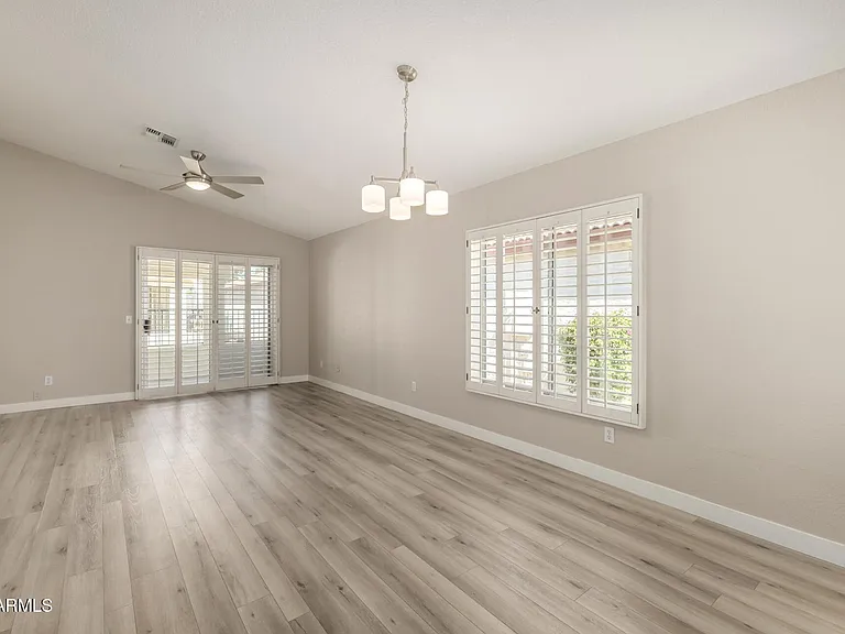 1120 N Val Vista Dr #92 — Photo 3
