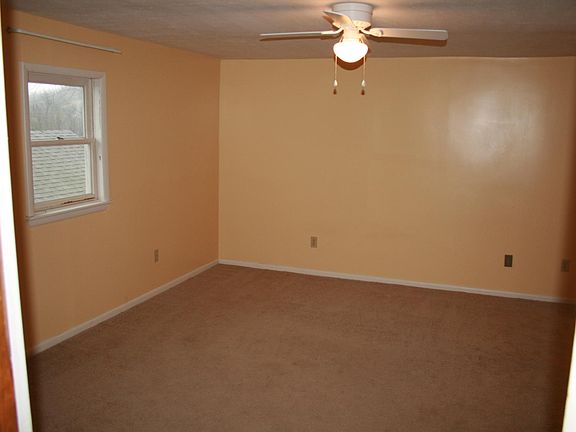 3rd image of 1232 Montrose St