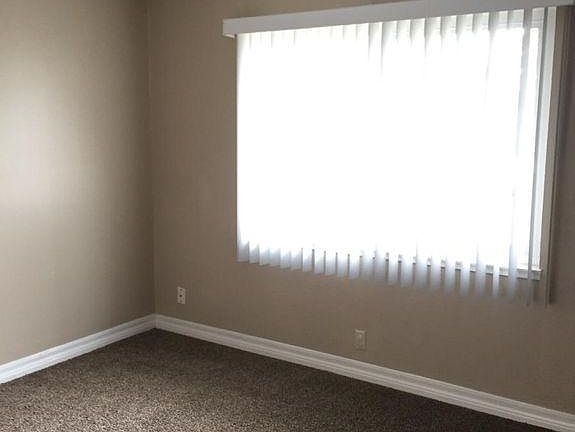 5th image of 714 Erma Ave
