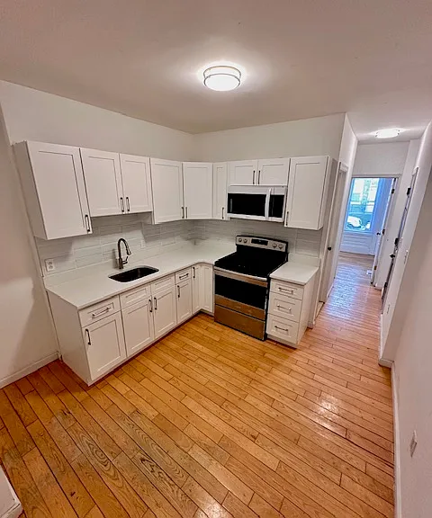 2242 Wharton St — Photo 5