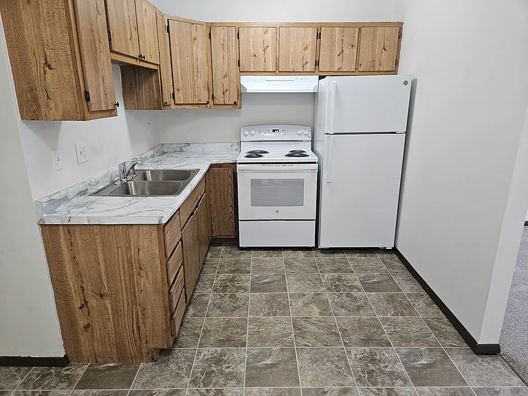 1002 Quail Dr #12 — Photo 4
