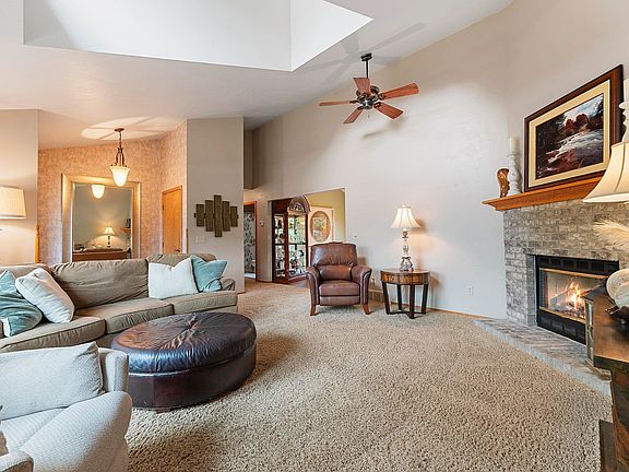 3rd image of 2554 Jody Dr
