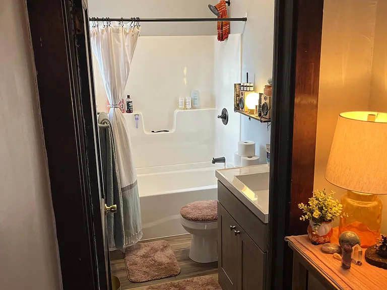 231 Spruce St #1 — Photo 8