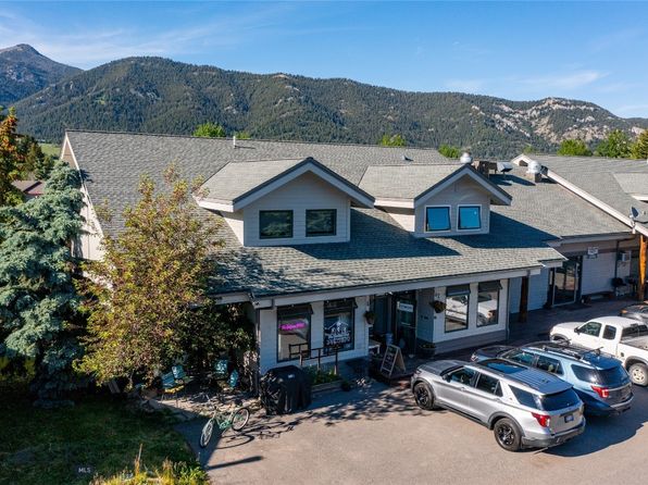 77 Aspen Leaf Dr #9