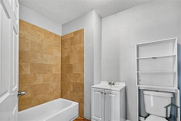 10106 Sierra Dr — Photo 11