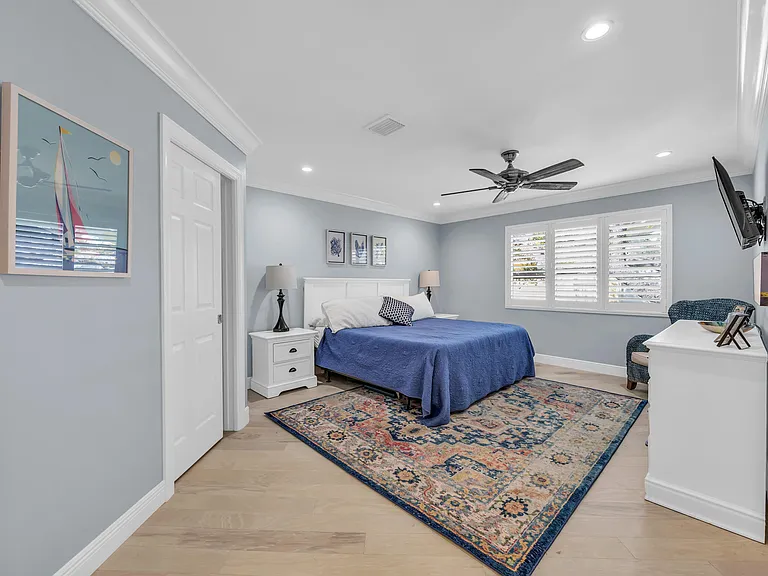 234 Seabreeze Cir — Photo 11