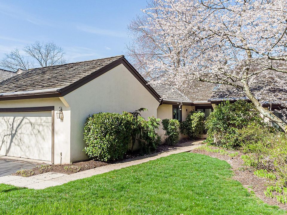 11 Bridle Ln, Blue Bell, PA 19422 Zillow
