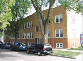 3051 W Grace St #2, Chicago, IL 60618