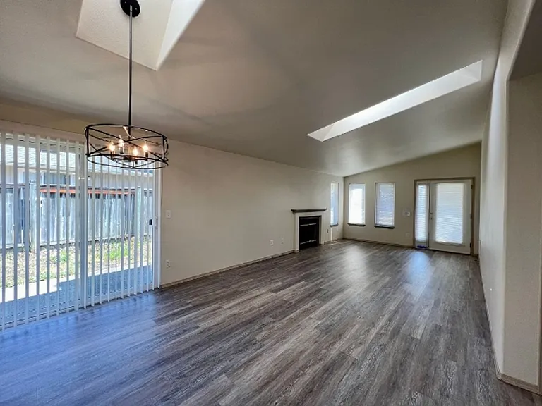 9023 Steilacoom Rd SE — Photo 2