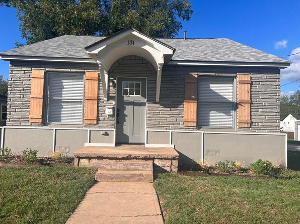 131 E Hull St, Denison, TX 75021