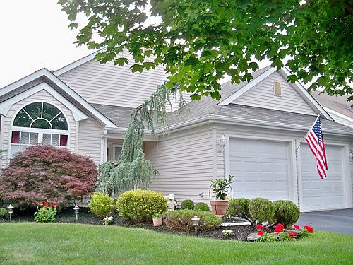 1st image of 57 Rosewood Dr