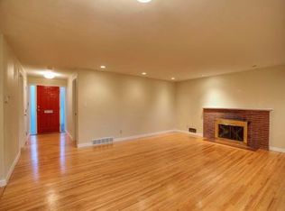 1126 Bridgeview Dr, Tacoma, WA 98406