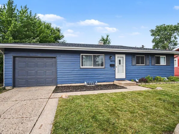 5015 Bloomfield Pl, South Bend, IN 46619