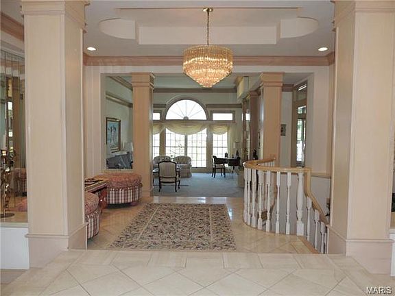 3rd image of 633 Spyglass Summit Dr