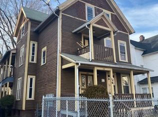 26 Hebron St, Springfield, MA 01107