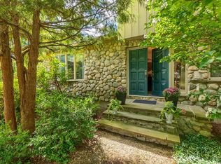 20 Wabanaki Way, Andover, MA 01810