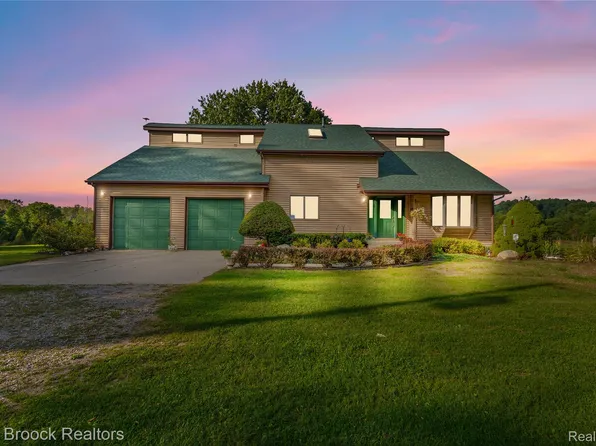 4700 Stanley Rd, Columbiaville, MI 48421