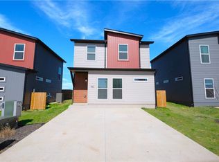 950 Boardwalk Ave, Bentonville, AR 72713