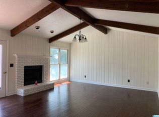 134 Woodbury Dr, Vestavia, AL 35216