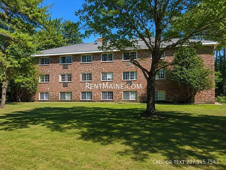 10 Tall Pines Dr #11 — Photo 17