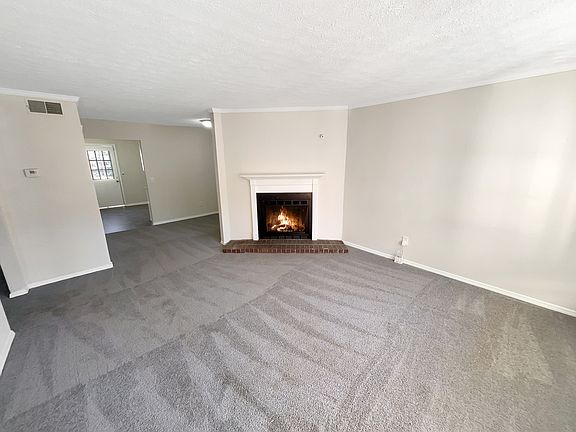 3rd image of 1234 Massman Dr