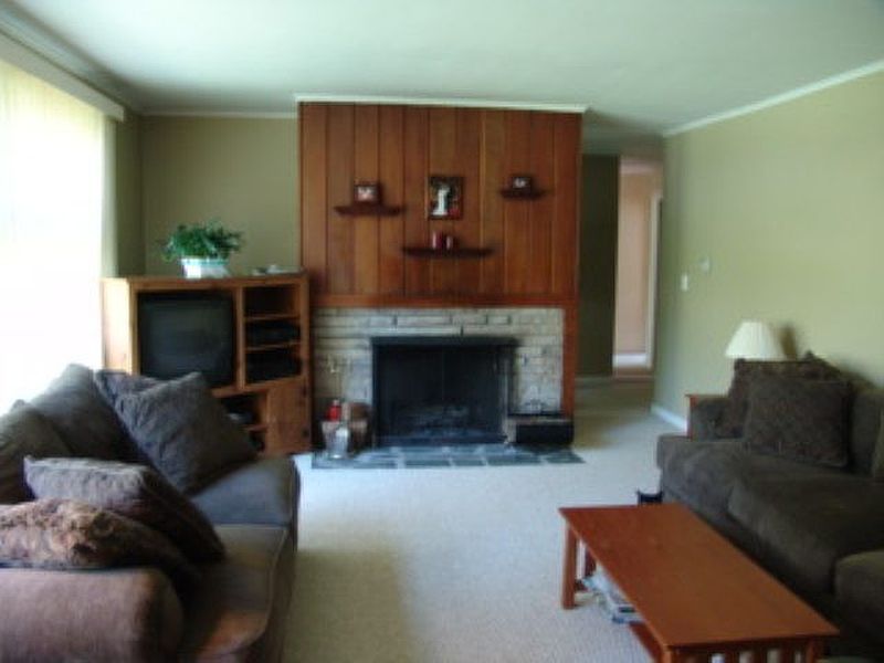 5th image of 51 HITE Court